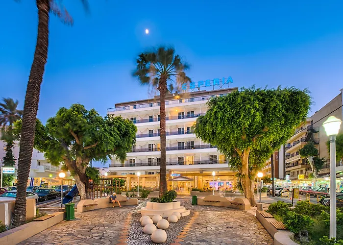 Hotel Esperia 3*