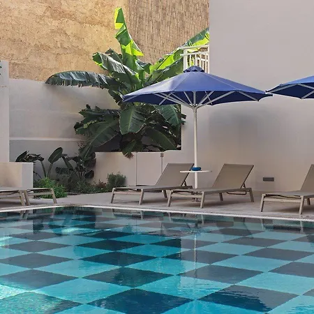 Otel Esperia 3*