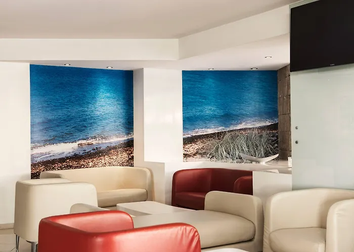 Esperia Hotel 3*